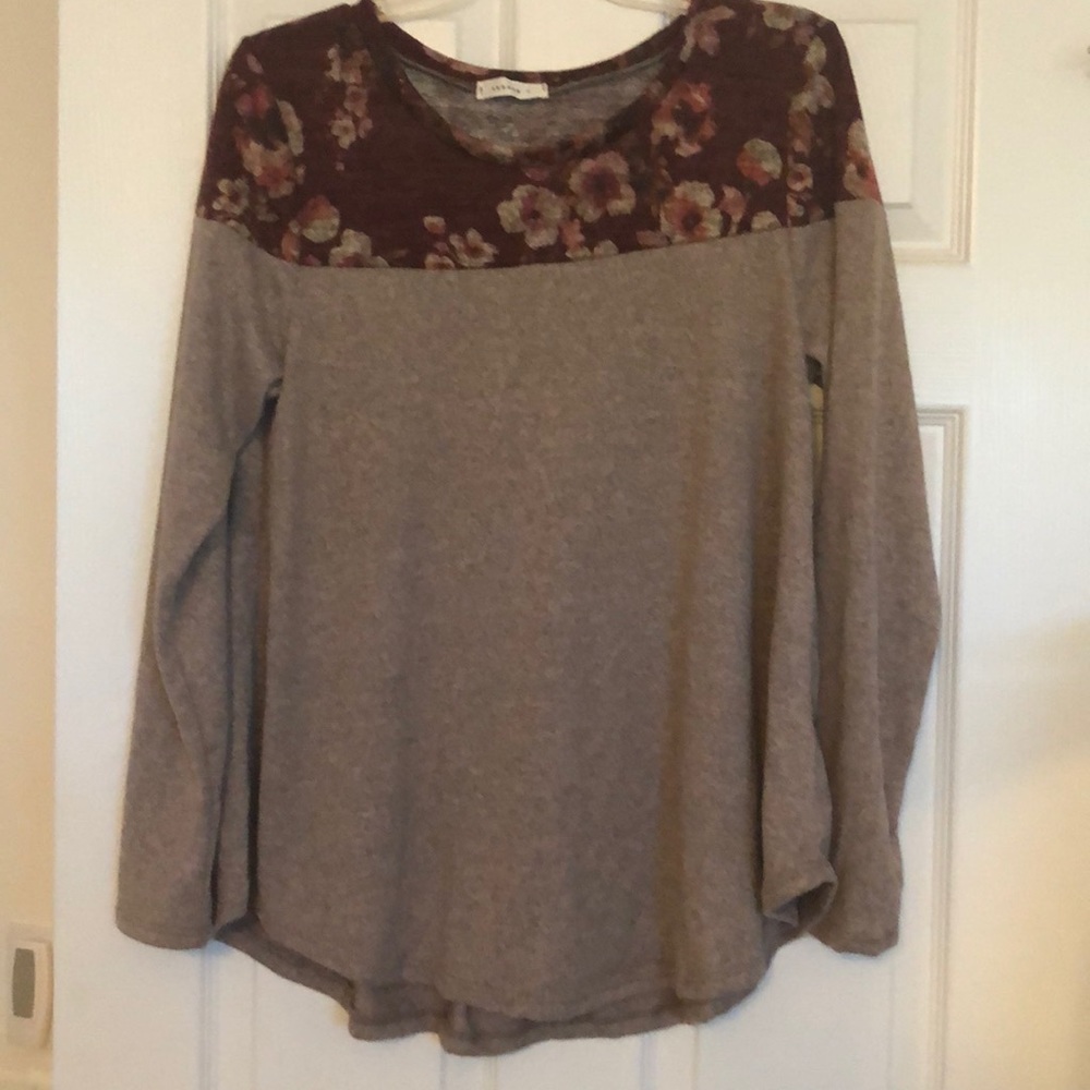 Long sleeve floral